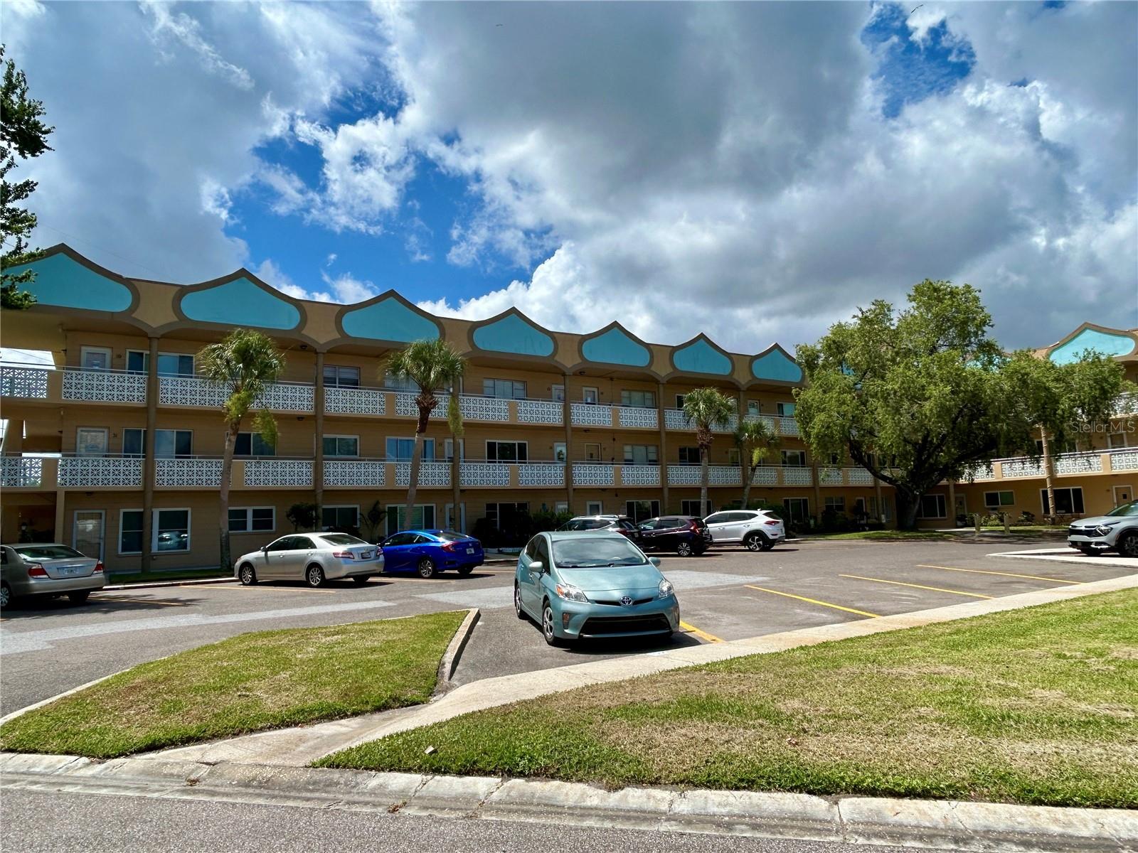 2467 Finlandia Ln #27 photo 1