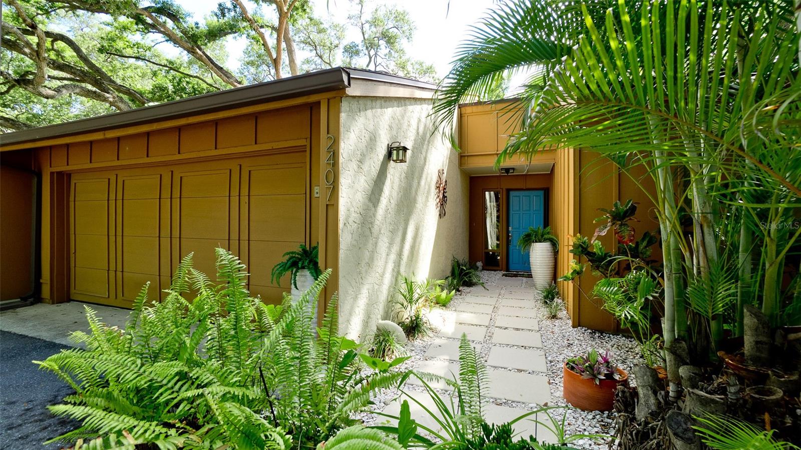 2407 Quail CT