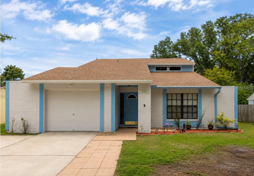 16317 Caliente Pl photo 1
