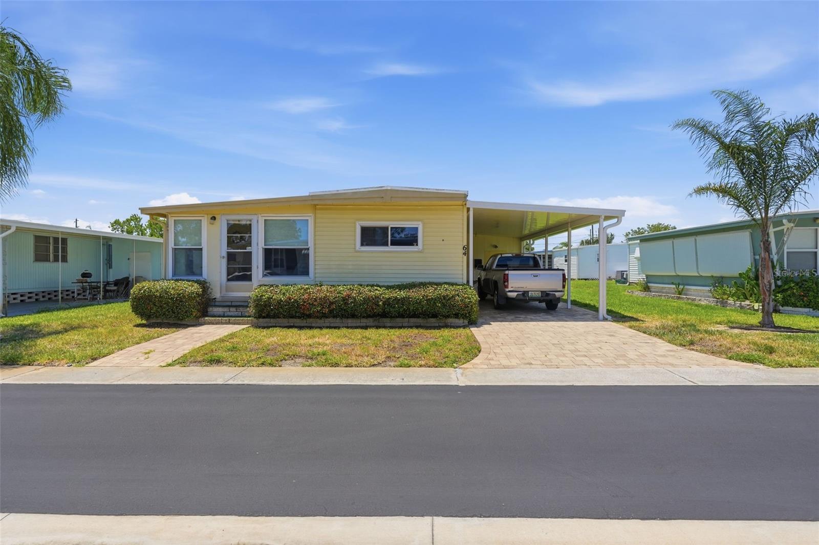 64 Rachel Dr photo 1