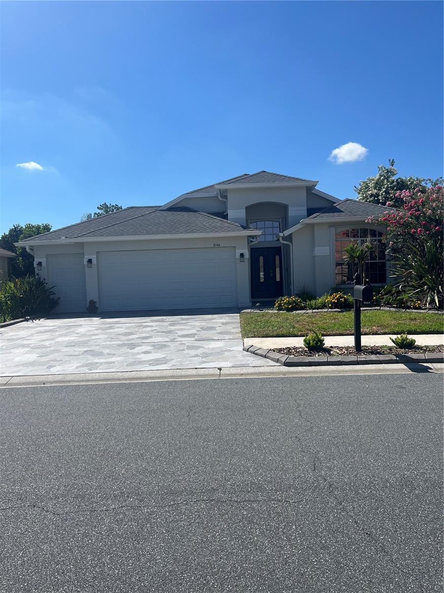 8144 Sanguinelli Rd photo 1