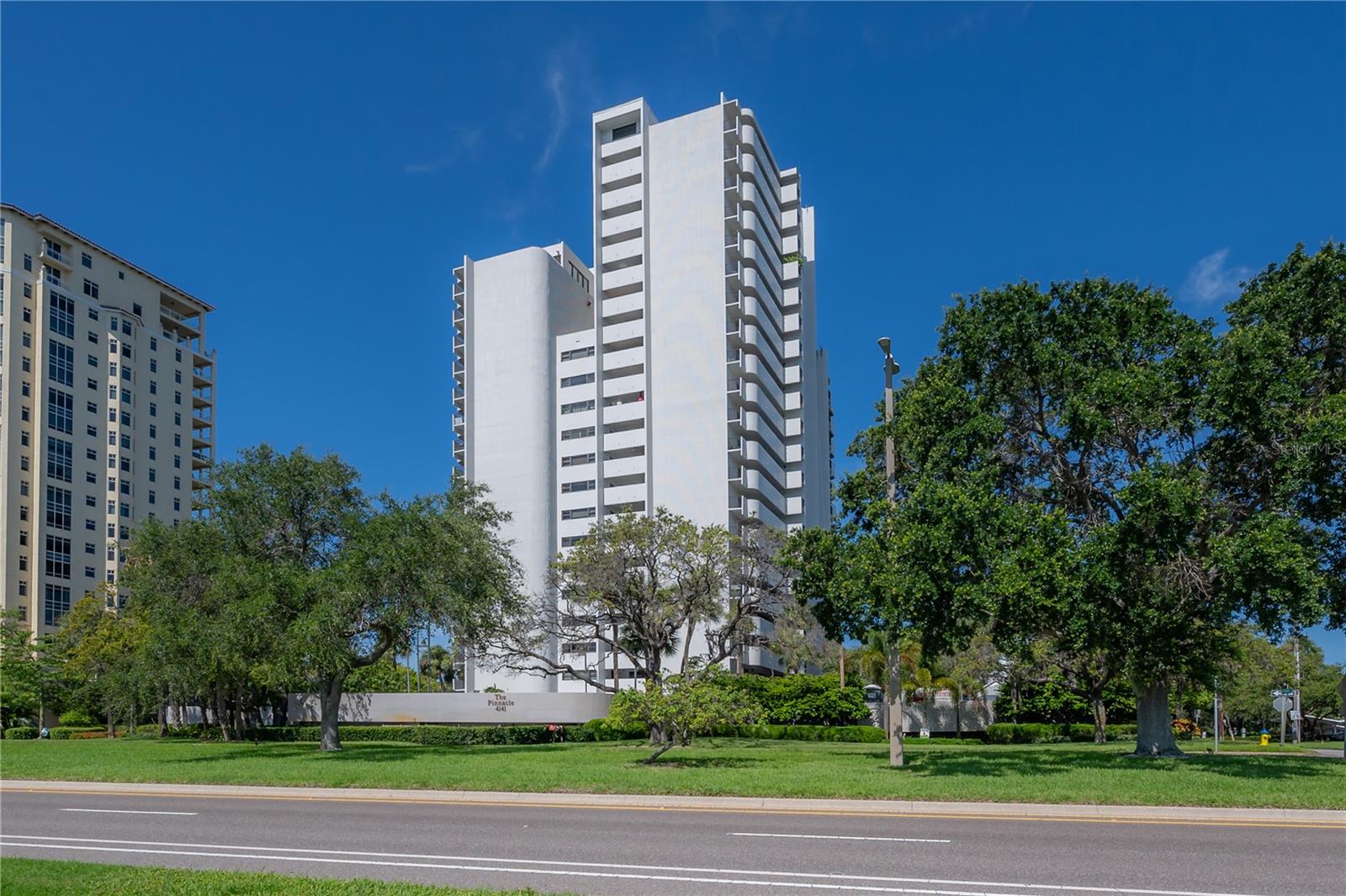 4141 Bayshore Blvd #1003 photo 1