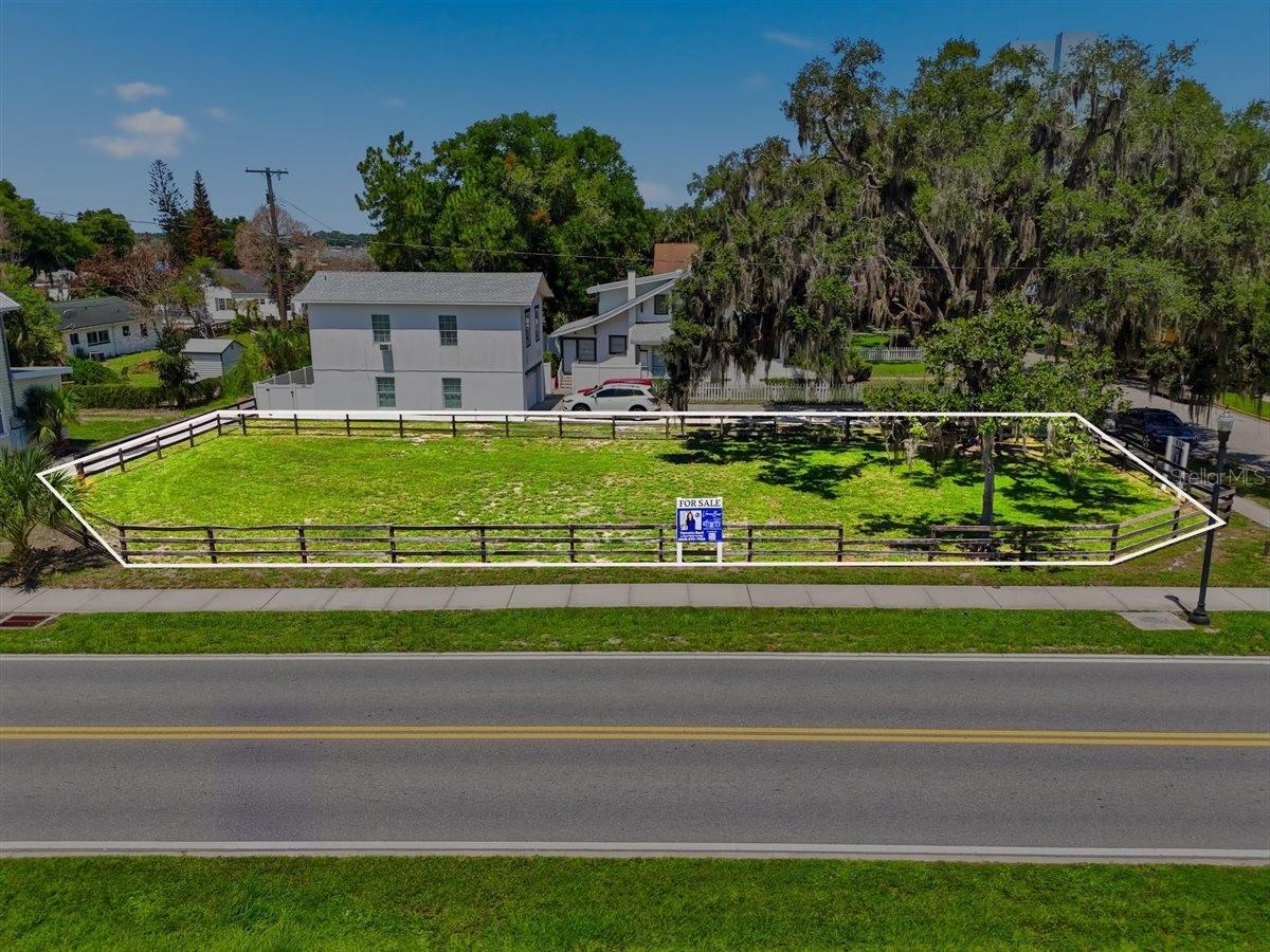702 Avenue A photo 1