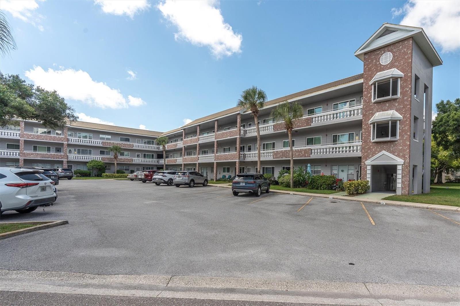 2461 Rhodesian Dr #45 photo 1