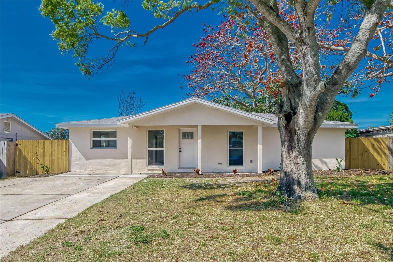 1300 Melonwood Ave photo 1