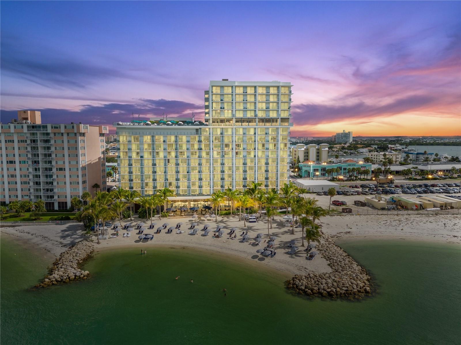 691 S Gulfview Blvd #1211