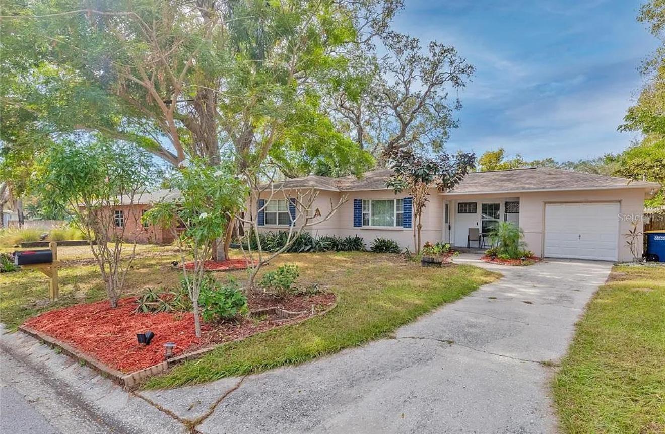 1008 Chester Dr photo 1