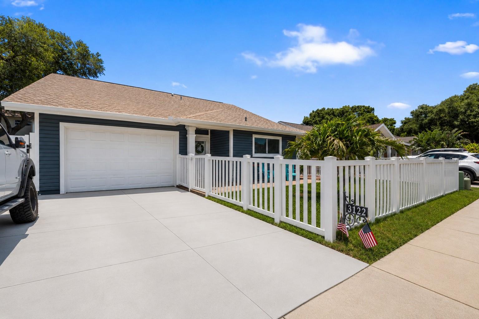 3122 Whispering Dr N photo 1