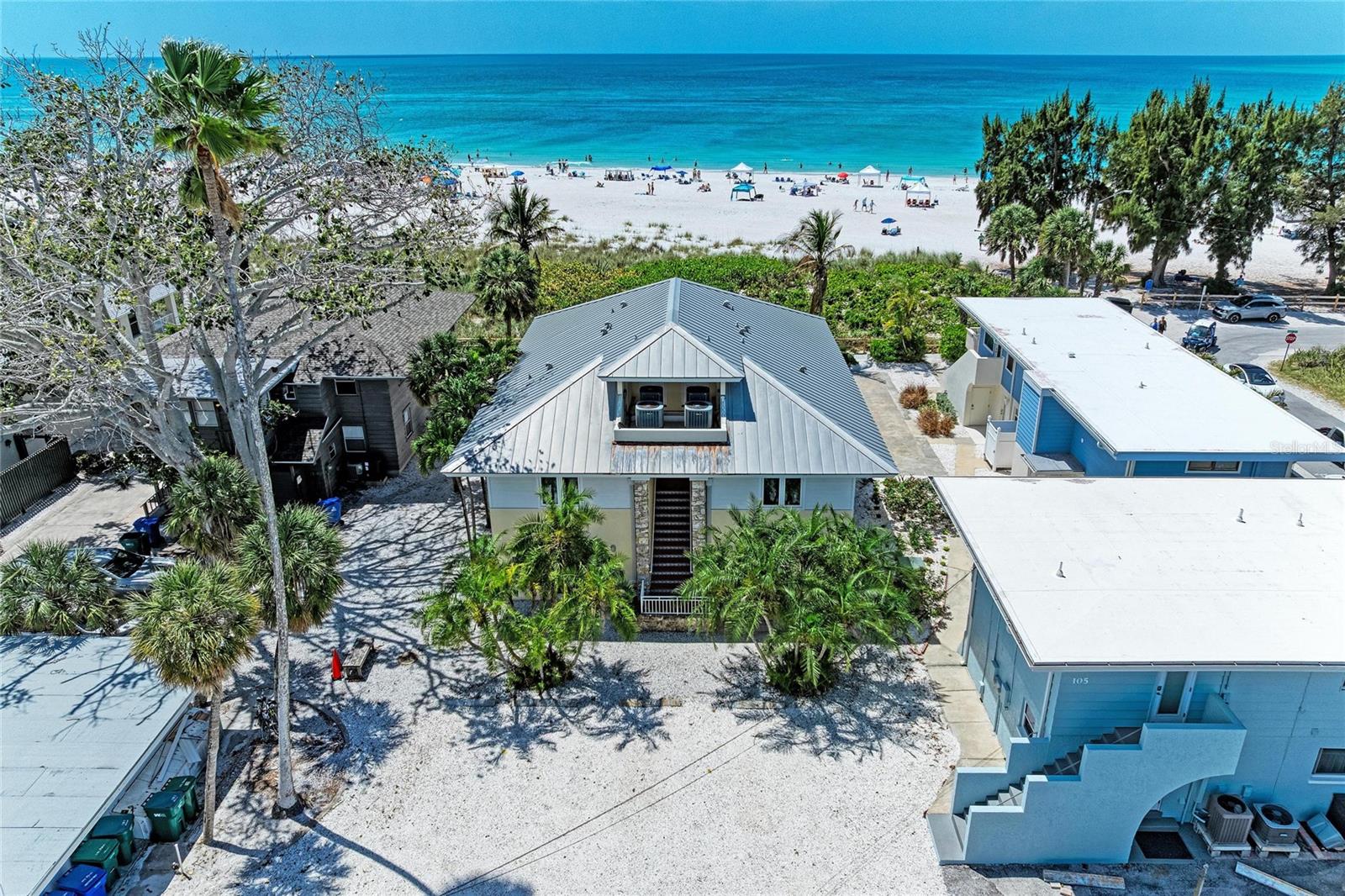 101 Palm Ave #4
