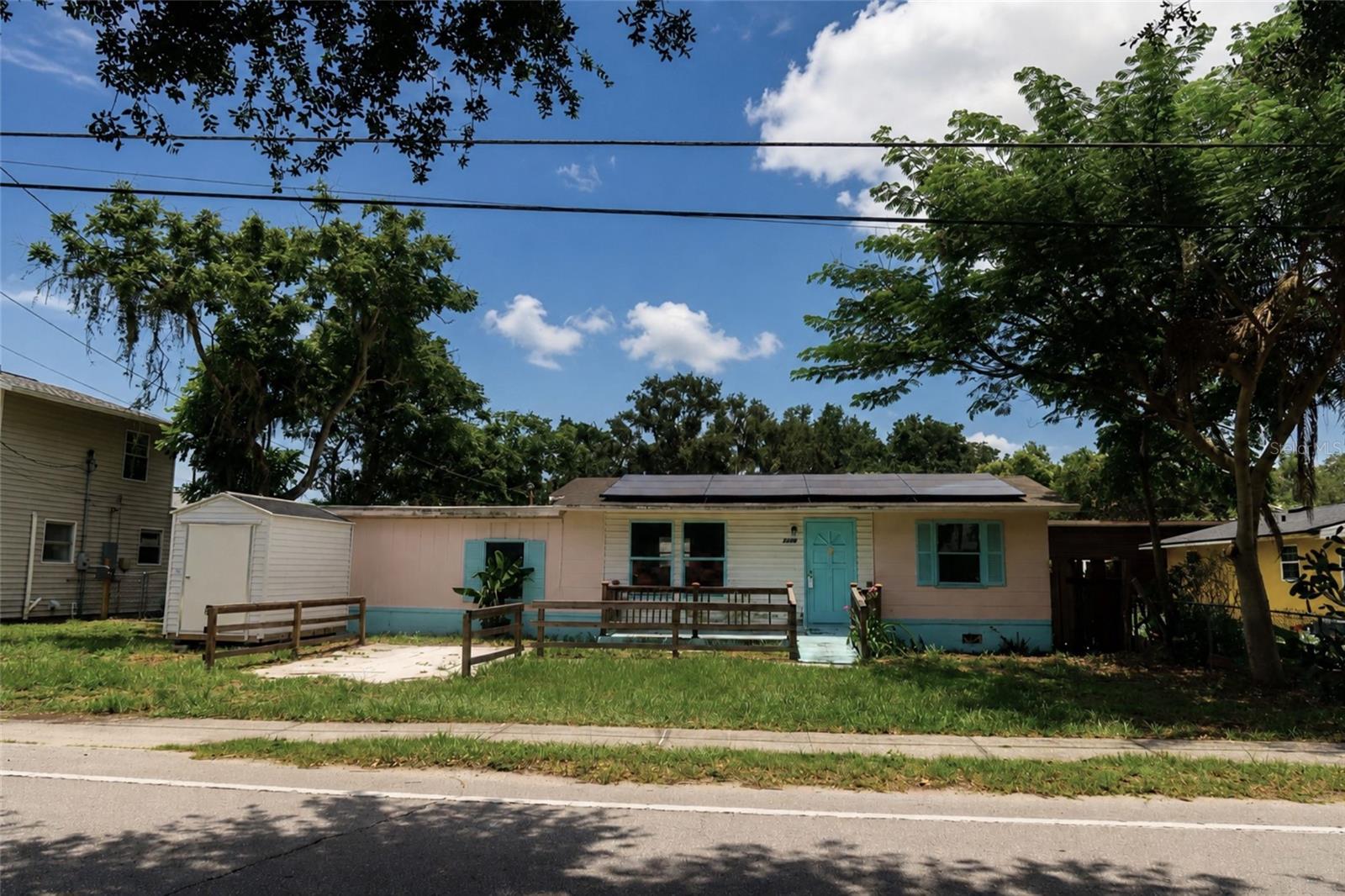 1208 Cherry Ln photo 1