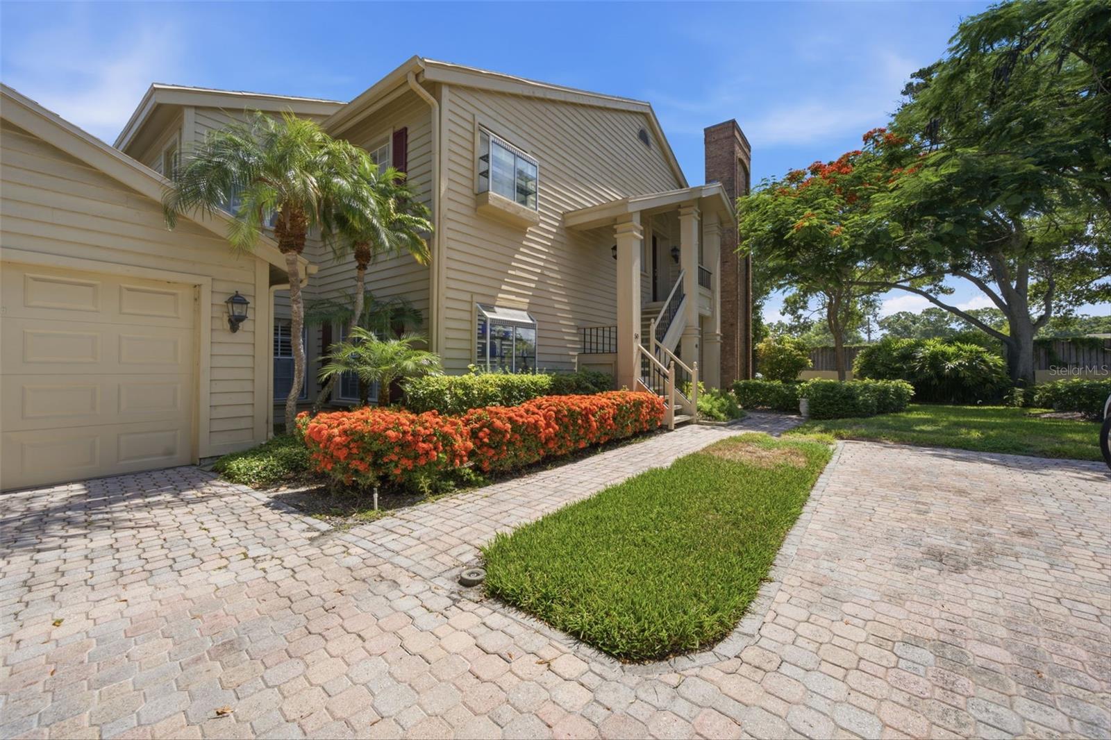 50 Pelican Pl #50