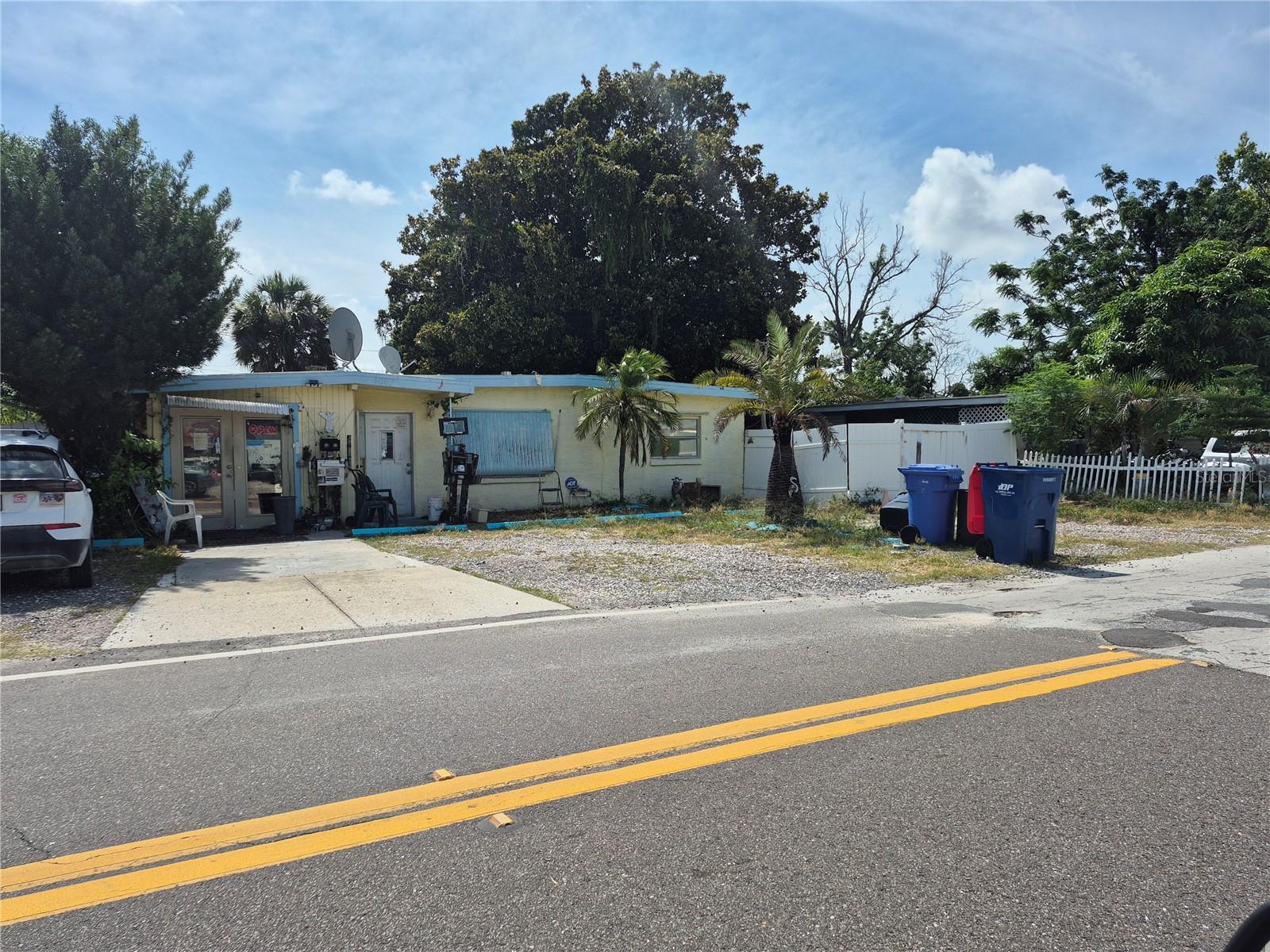 4007 Flamingo Dr photo 1
