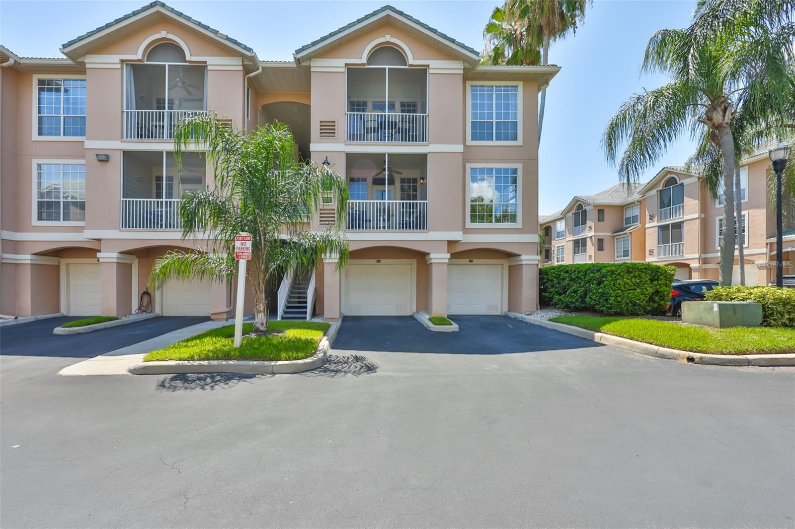 3312 Bay Club Cir #3312