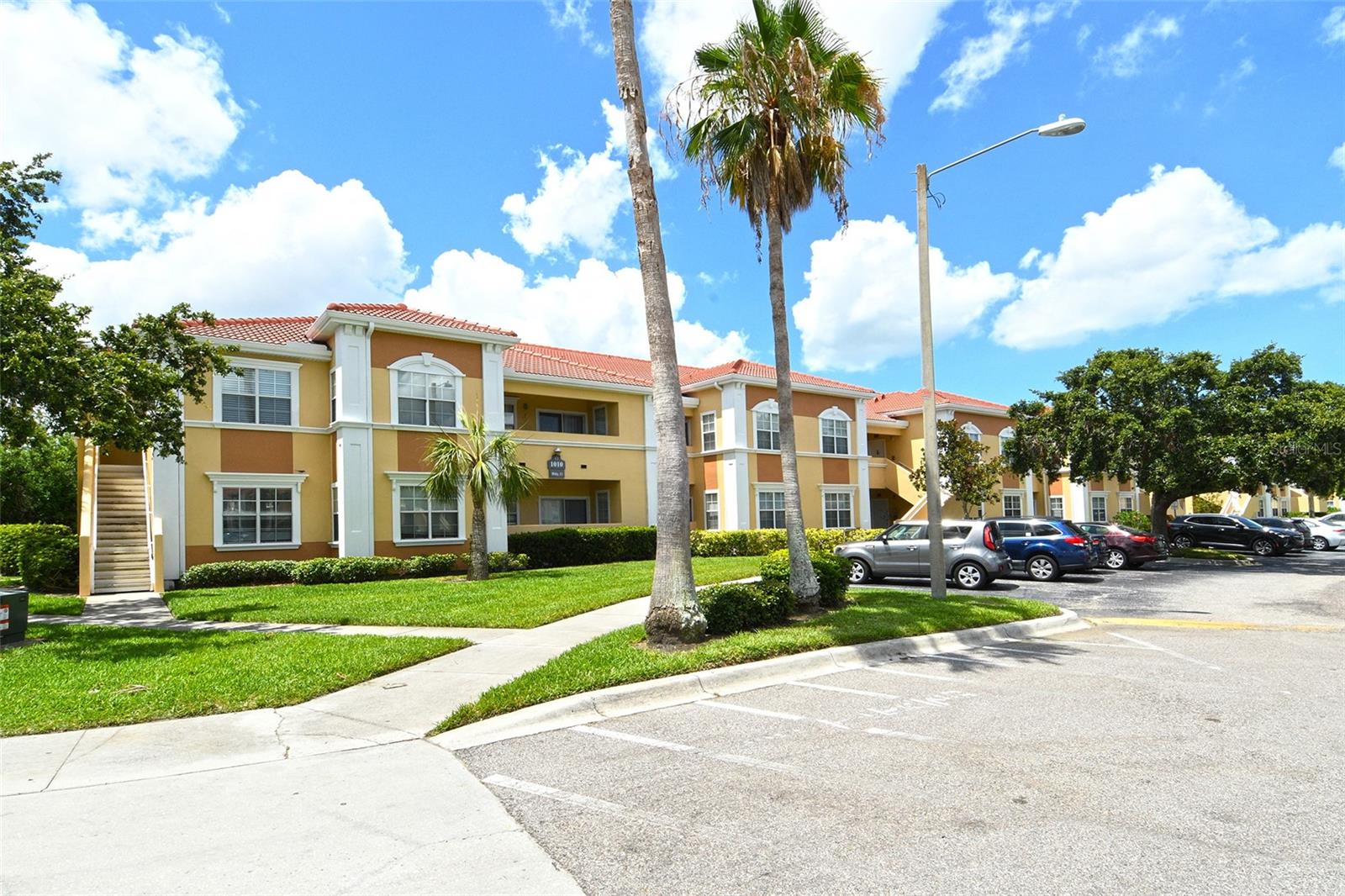 1010 Villagio Cir #201 photo 1