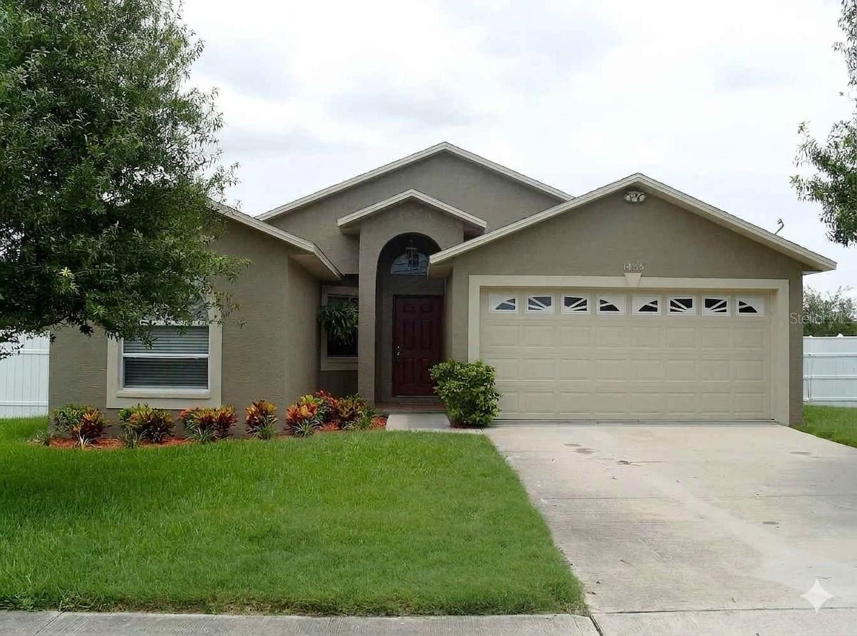 1485 Donegan Rd photo 1