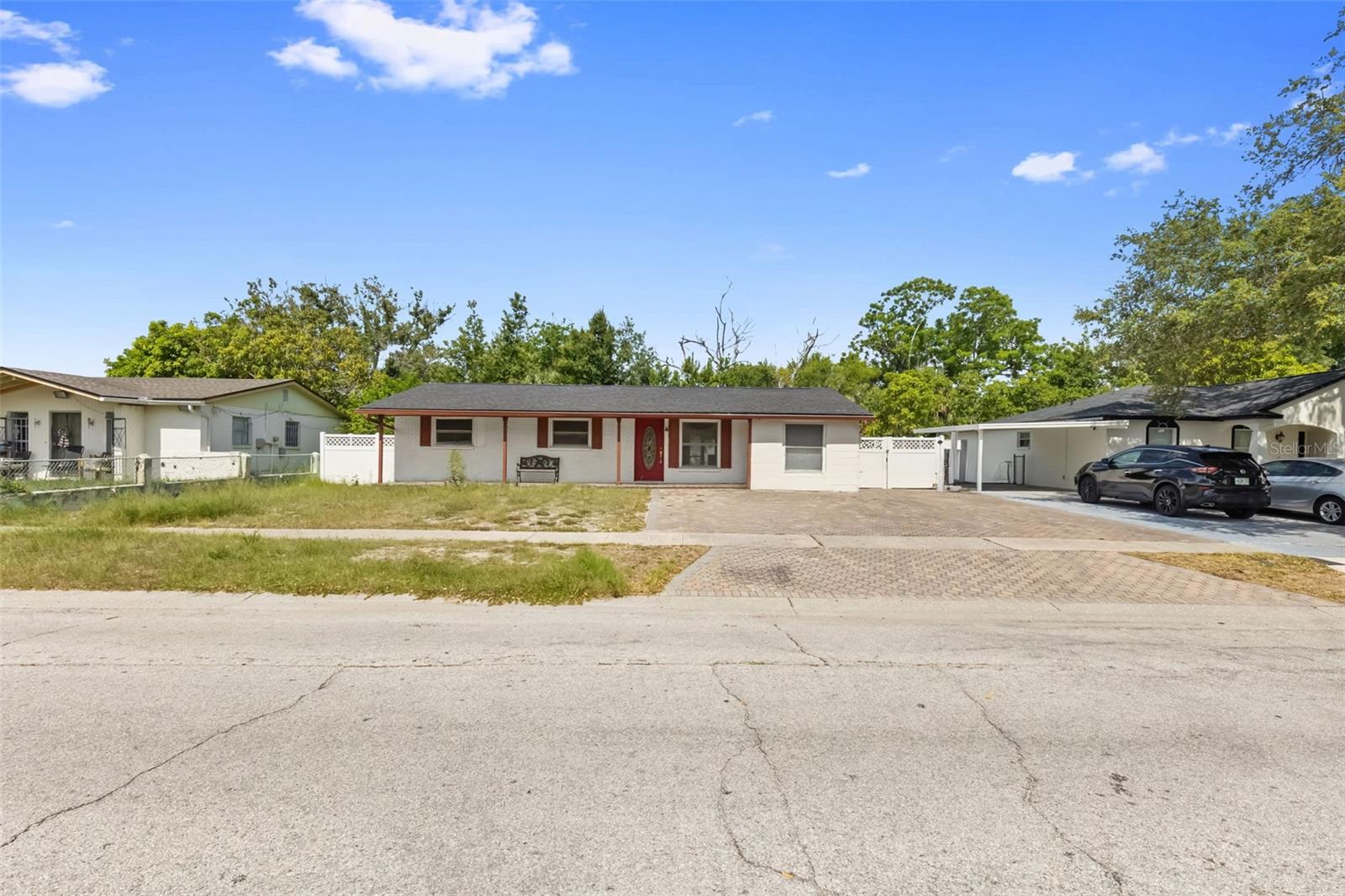 5923 Yorkshire Rd photo 1