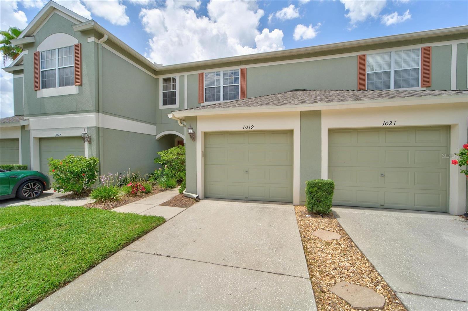 1019 Vista Cay CT photo 1