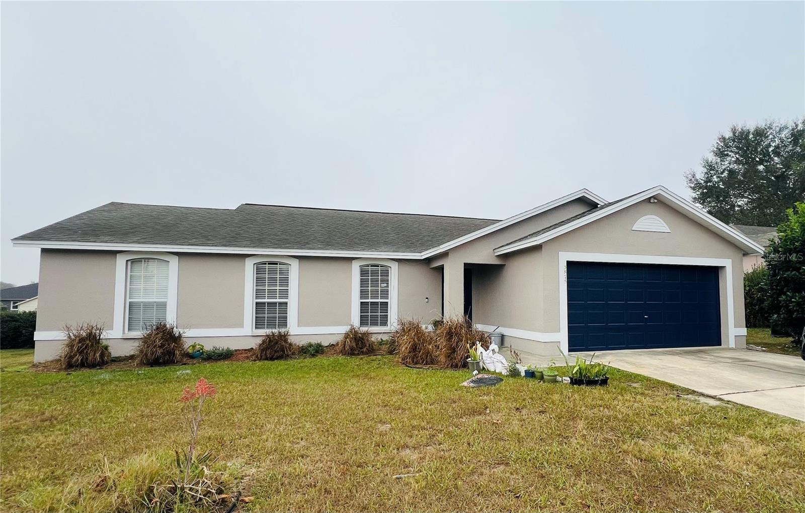 3875 Horizon Hill Dr photo 1