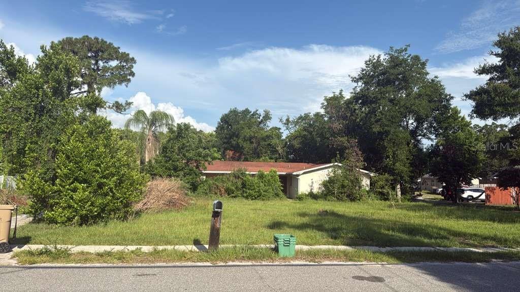 12706 N 53rd St photo 1