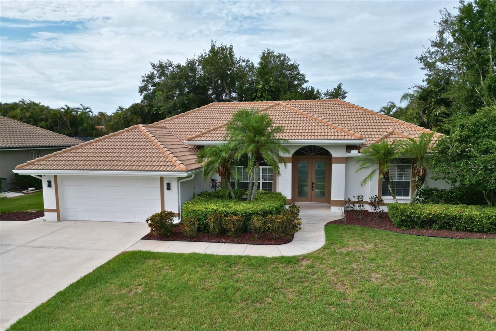 4824 Hanging Moss Ln