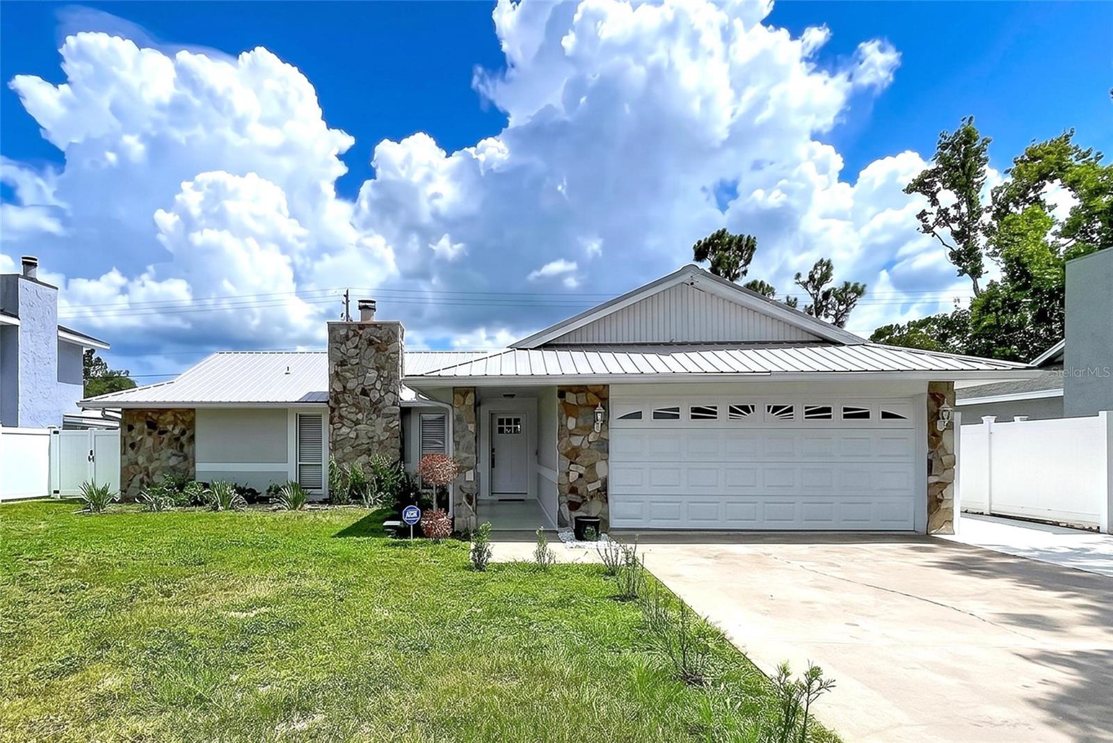 5520 Fulmar Dr photo 1