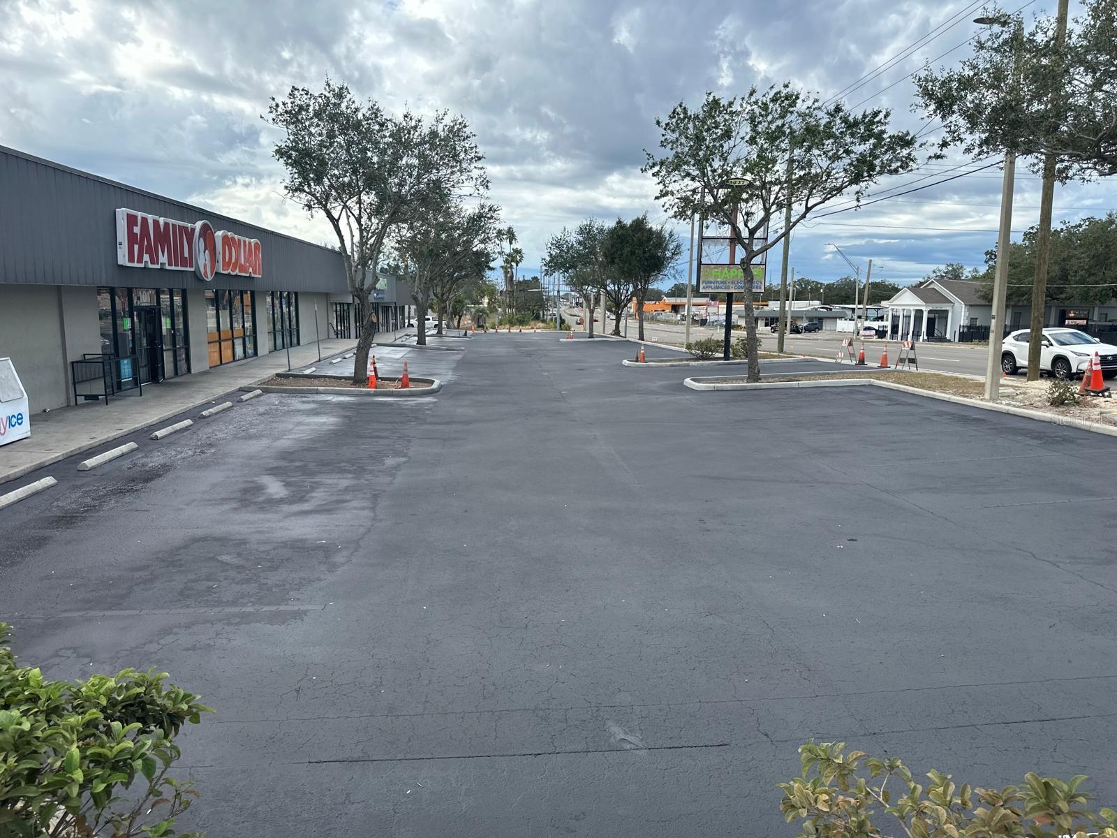 1727 E Busch Blvd photo 1