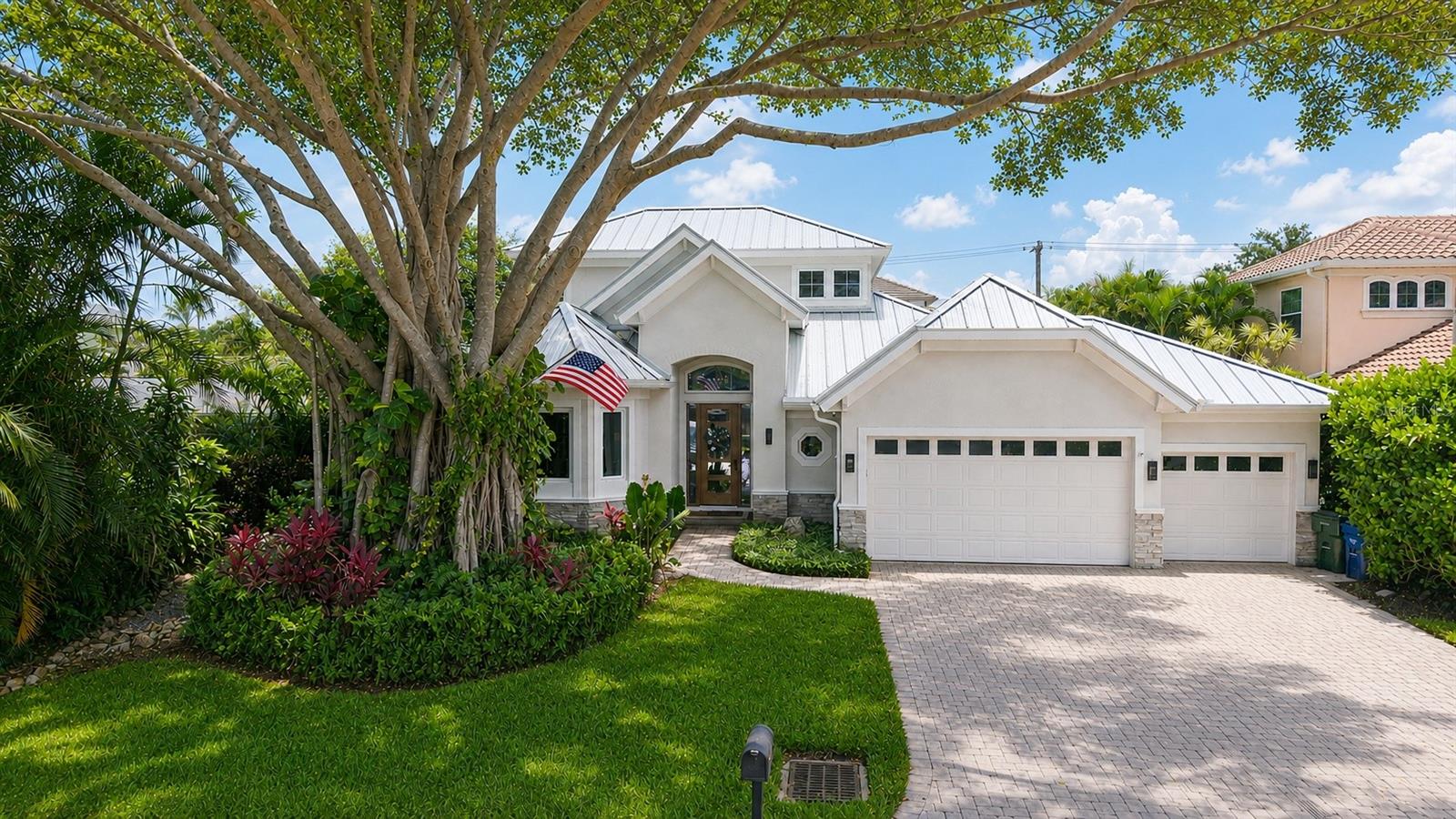 3921 Maravic Pl photo 1