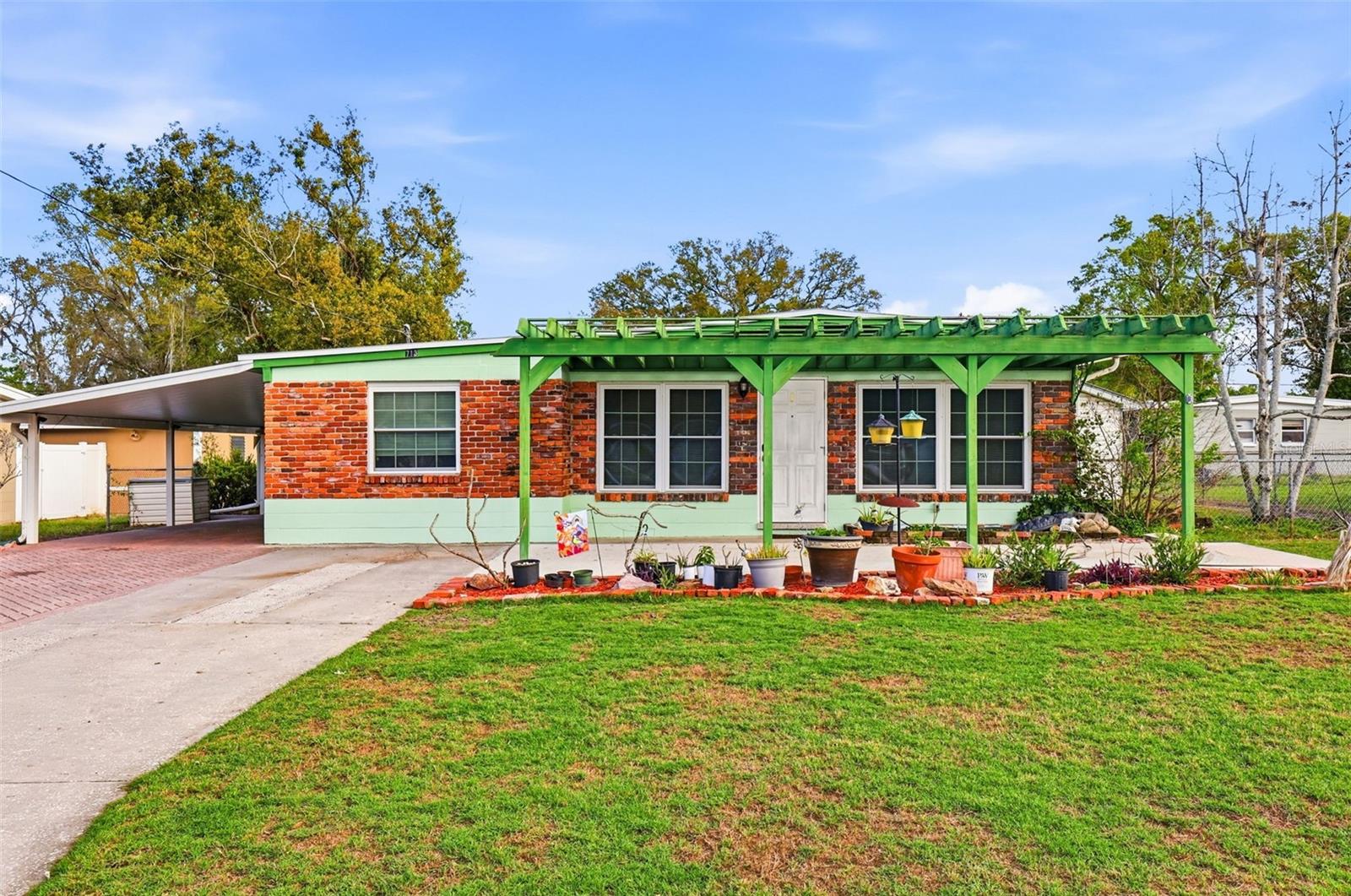 713 W 116th Ave