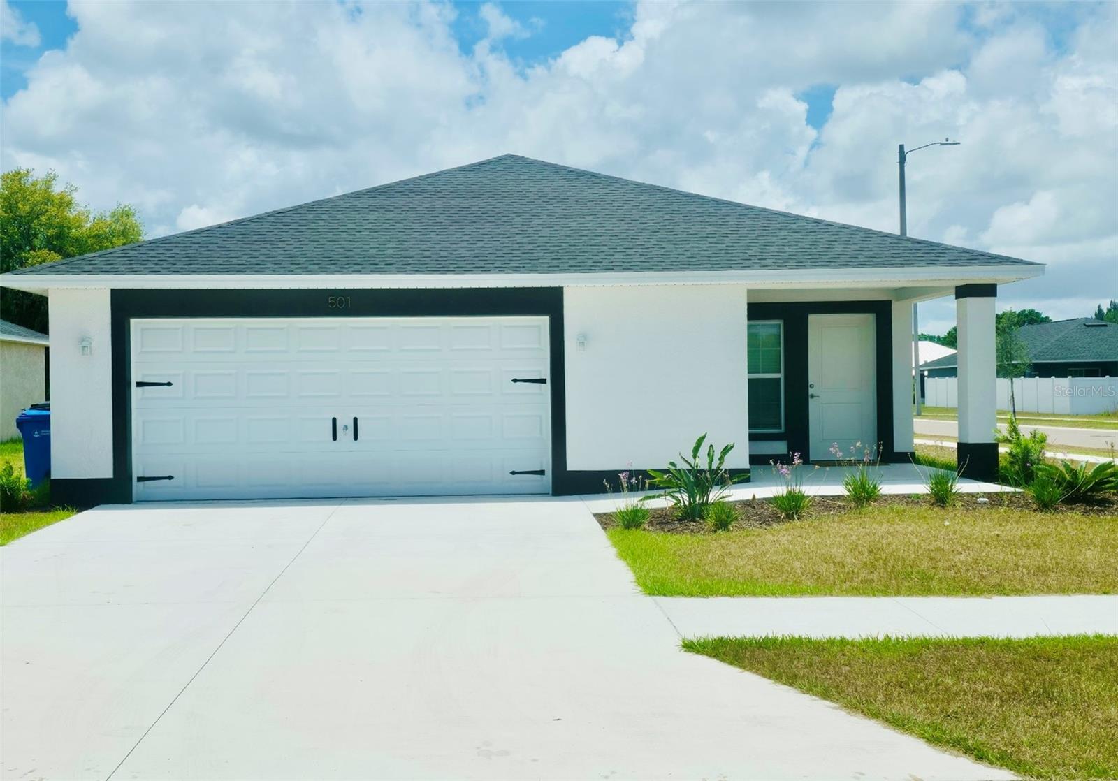 502 Sunset Bayou Ln photo 1