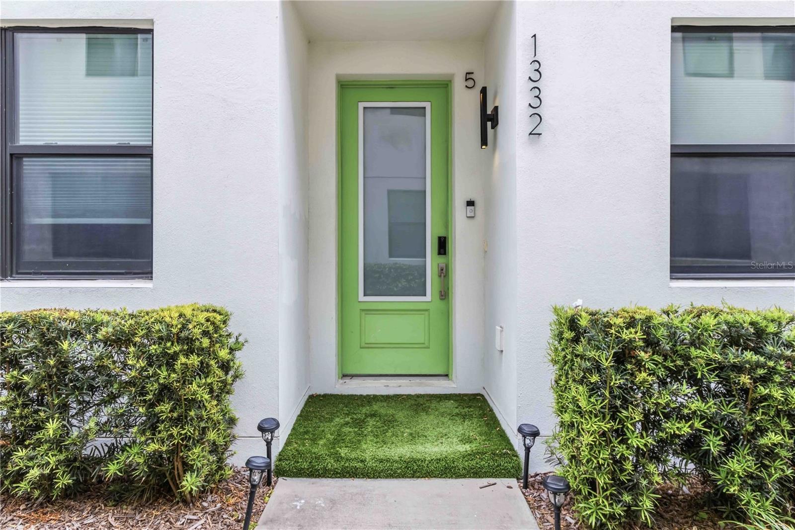 1332 W Gray St #5 photo 1