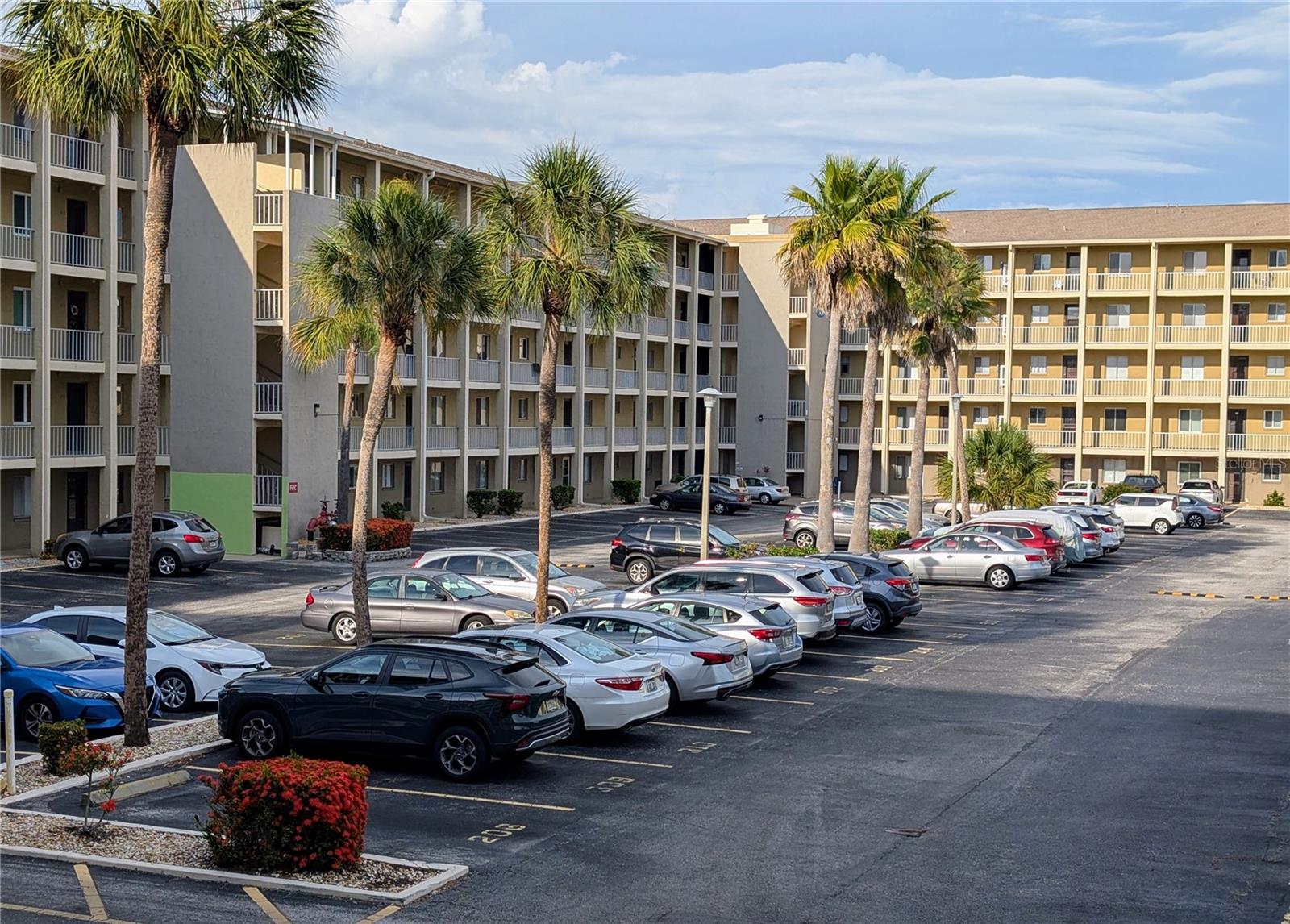 3714 Lake Bayshore Dr #K-418