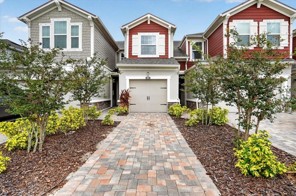 5057 Skyview Ln photo 1