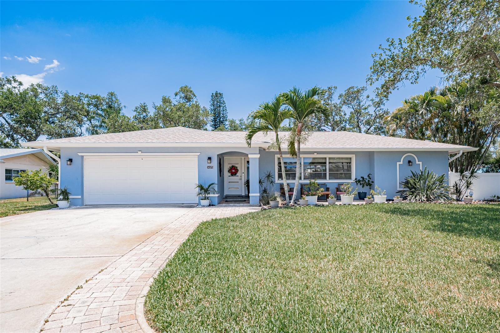 14570 Tanglewood Dr photo 1