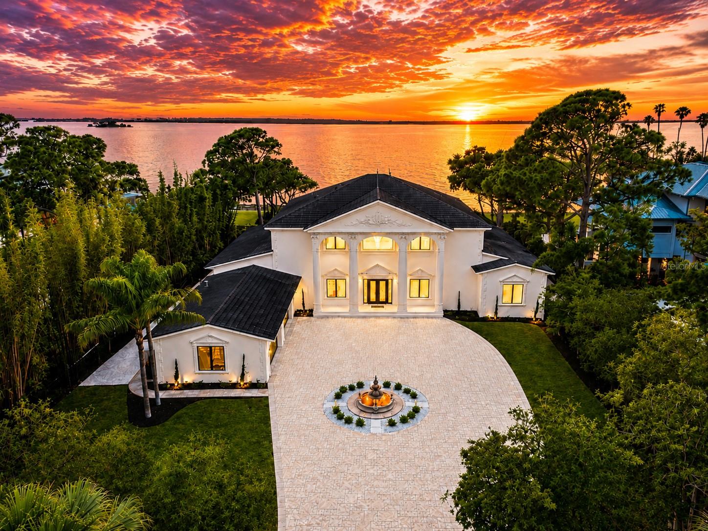 1516 Bayshore Blvd photo 1