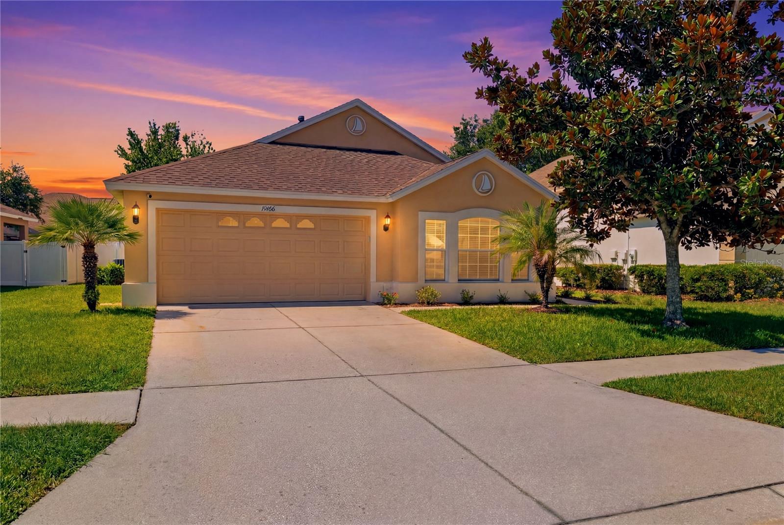 19406 Sunset Bay Dr photo 1