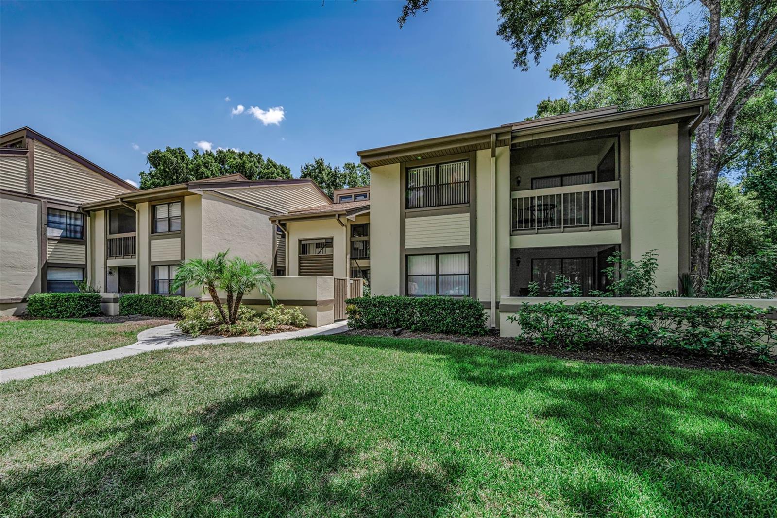124 Woodlake Wynde #0 photo 1