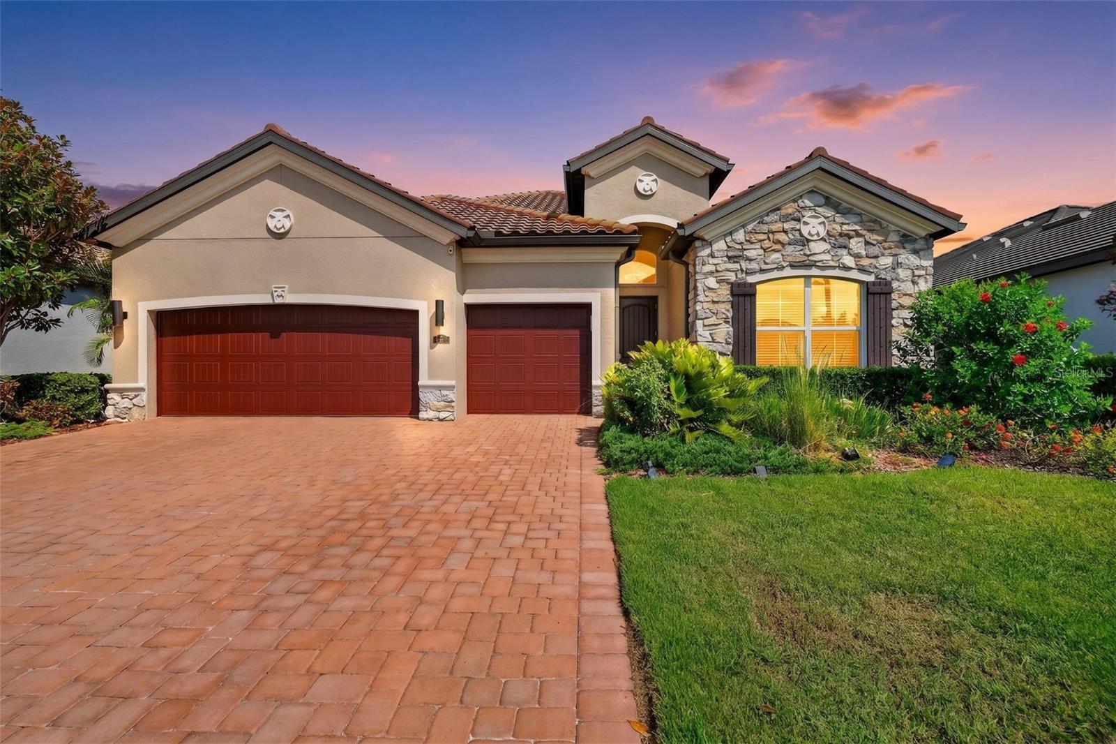 11825 Perennial Pl