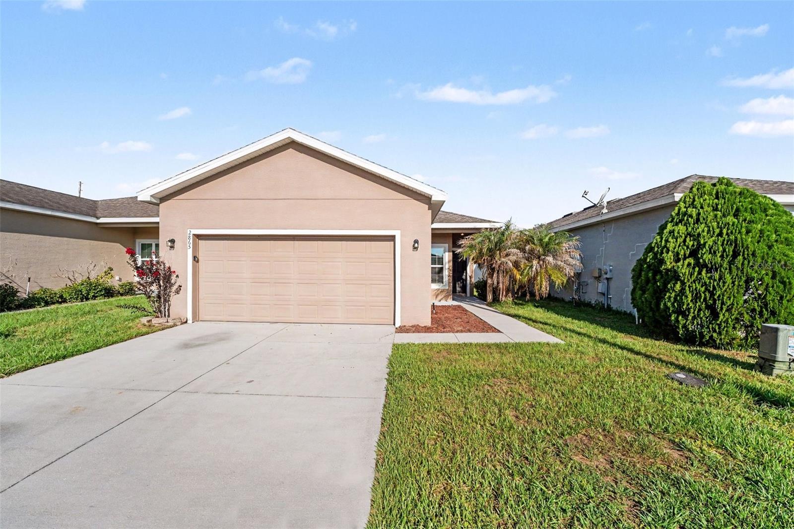 2865 Whispering Trails Dr photo 1