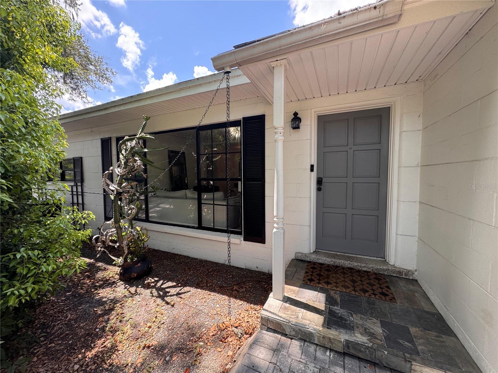 309 Deer Park Ave photo 1