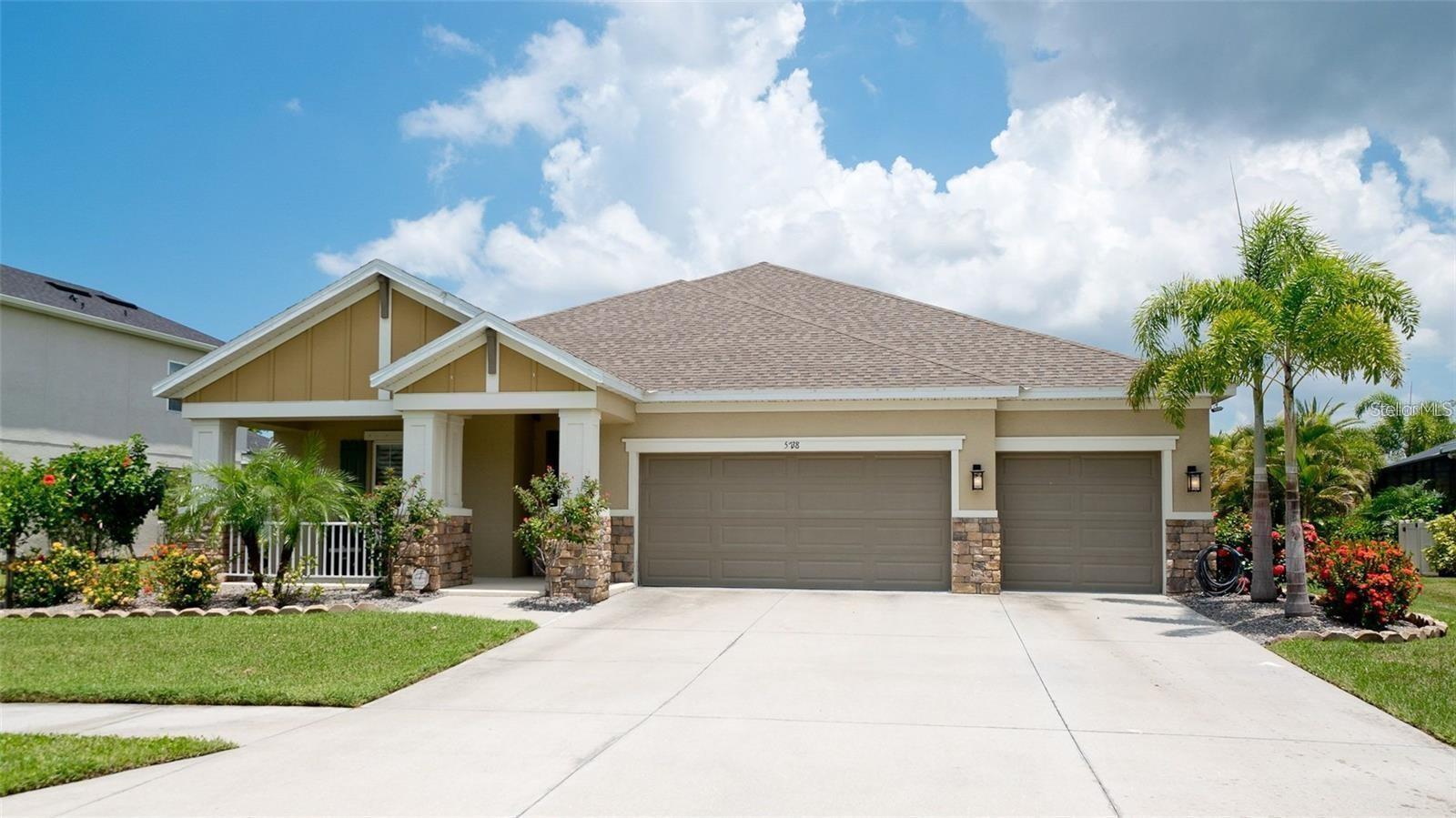 5738 Hydrangea Cir photo 1