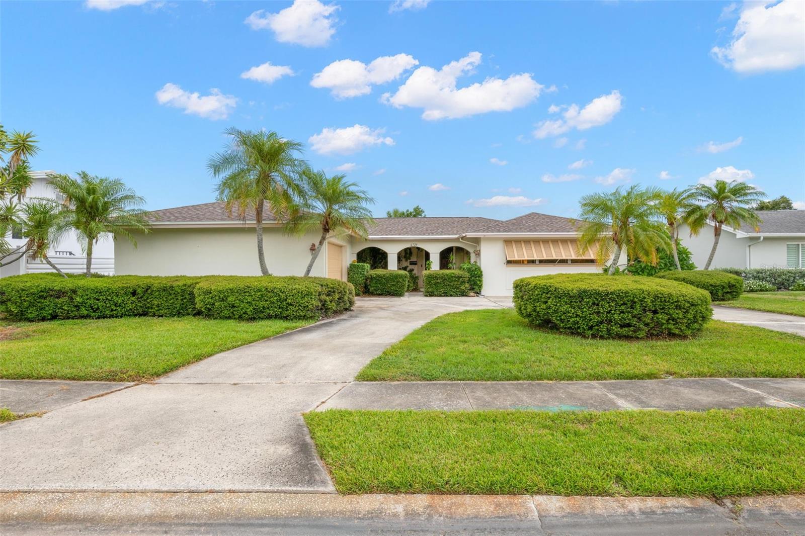 6729 Tequesta Dr photo 1