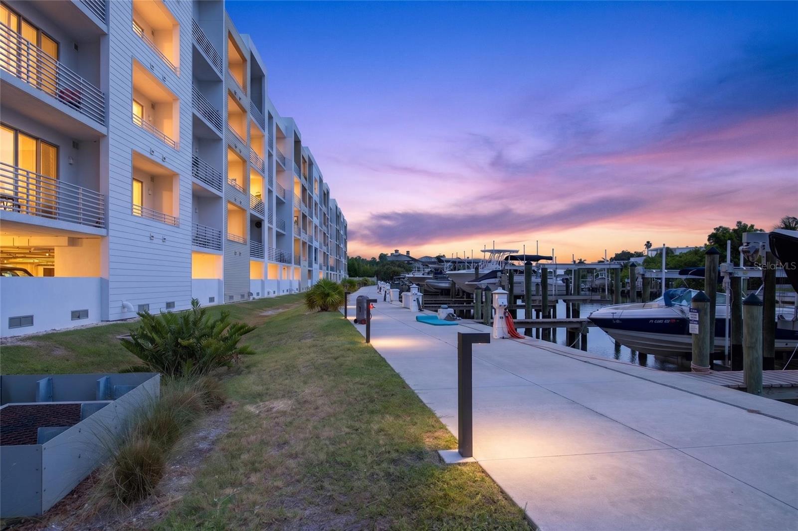 1709 N Tamiami Trl #505