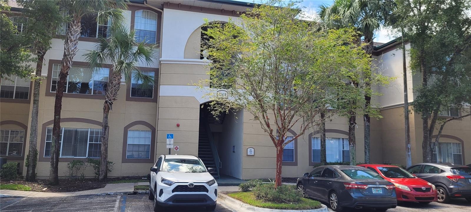 17104 Carrington Park Dr #513 photo 1