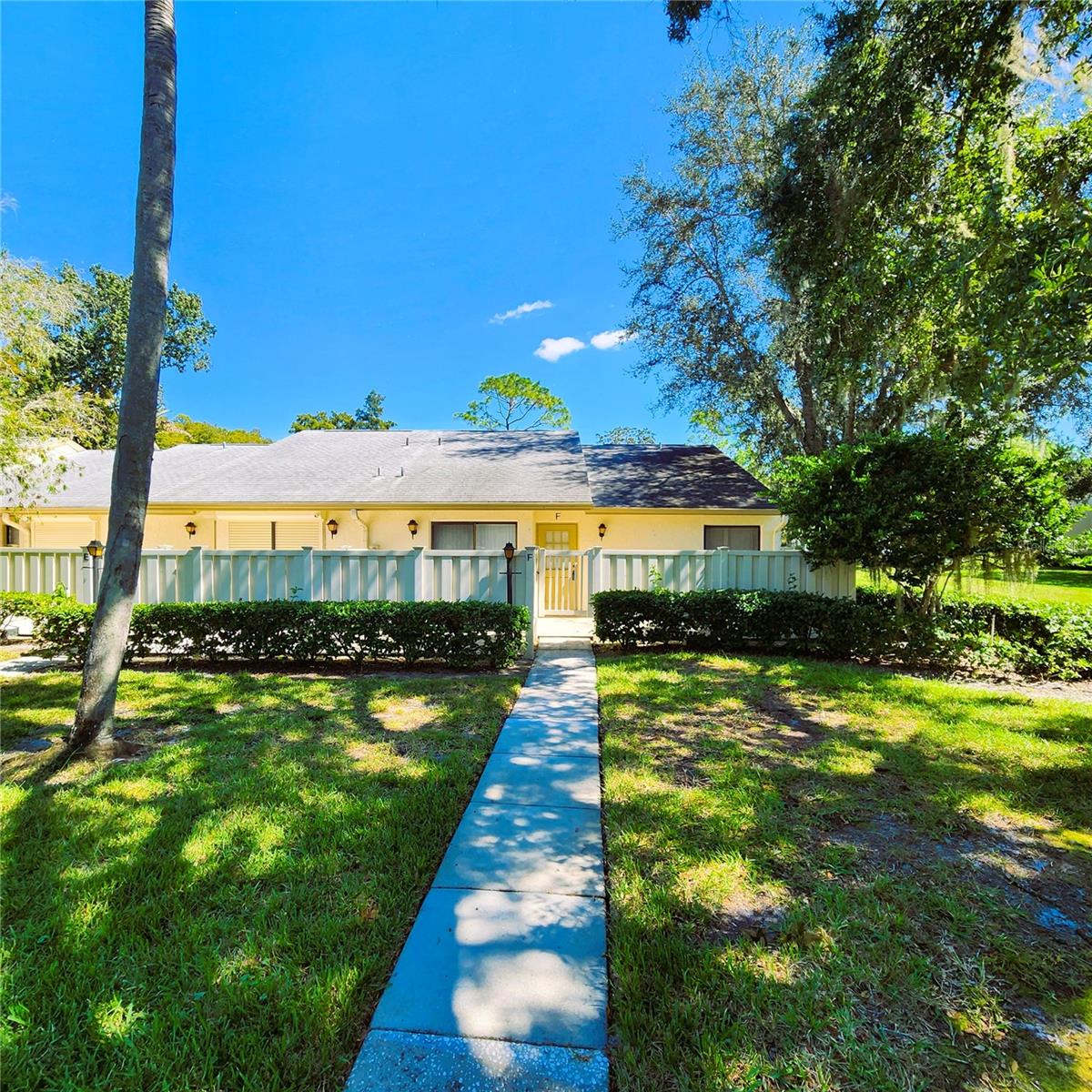 1333 Shady Pine Way #F photo 1