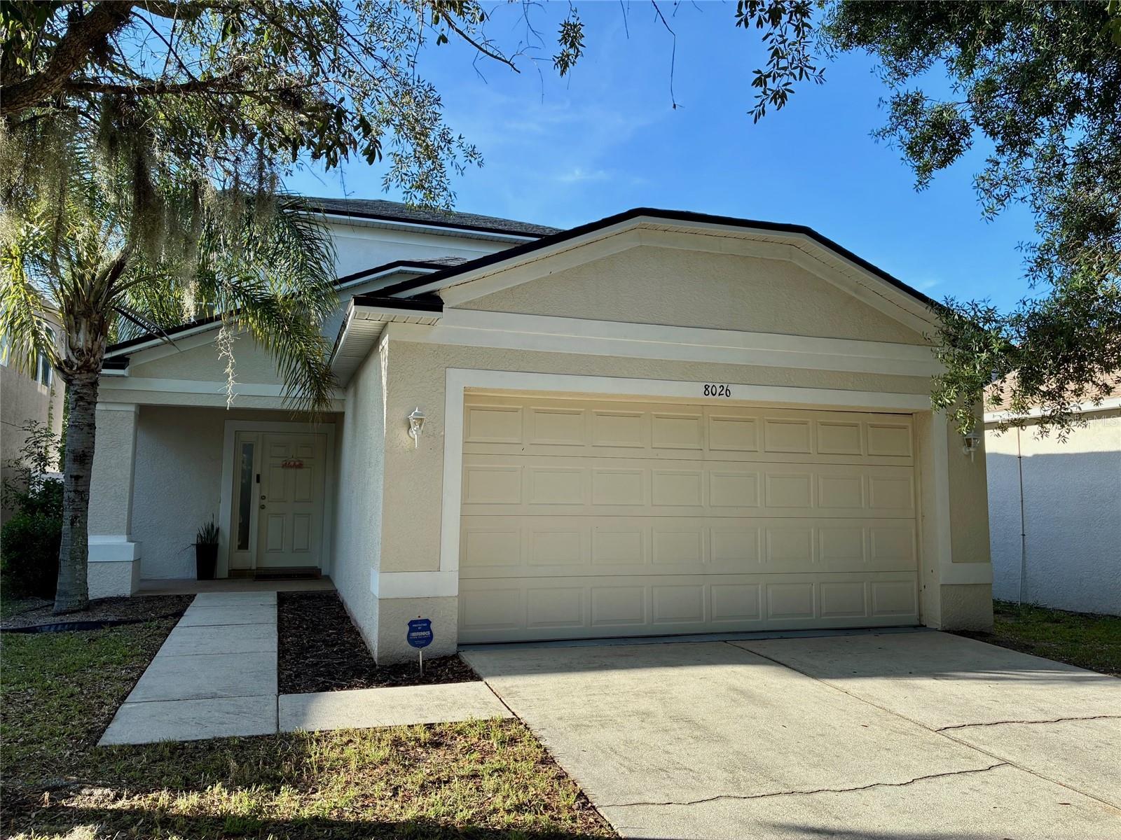 8026 Carriage Pointe Drive photo 1