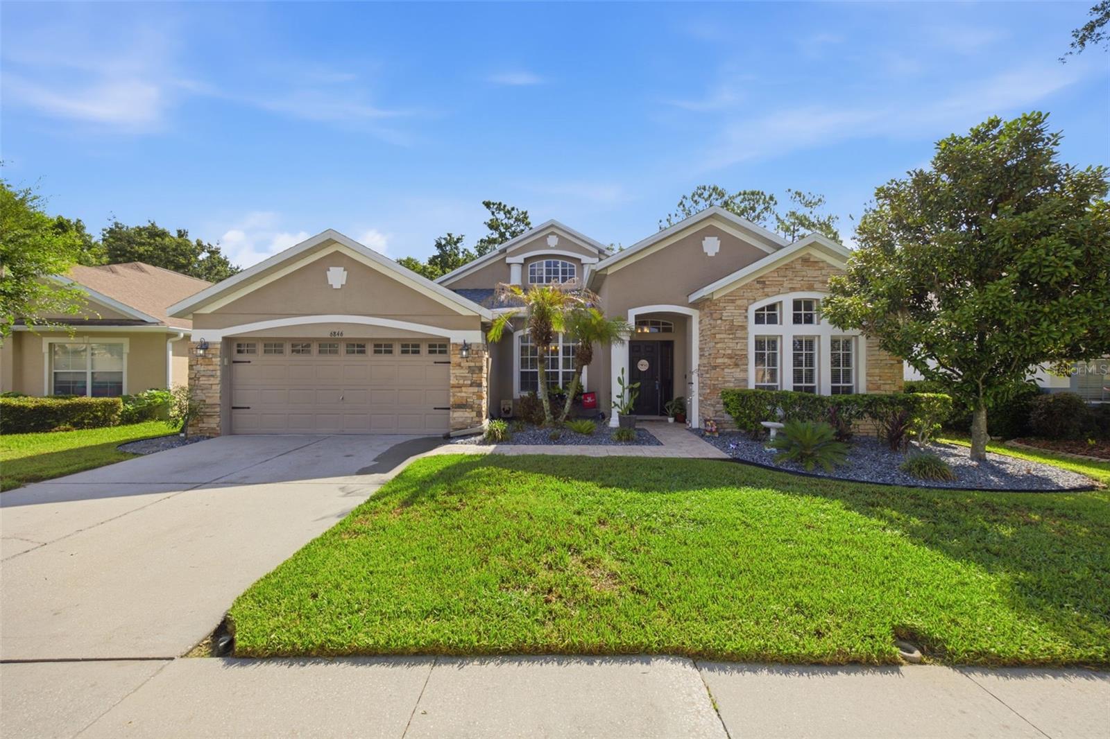 6846 Pine Springs photo 1