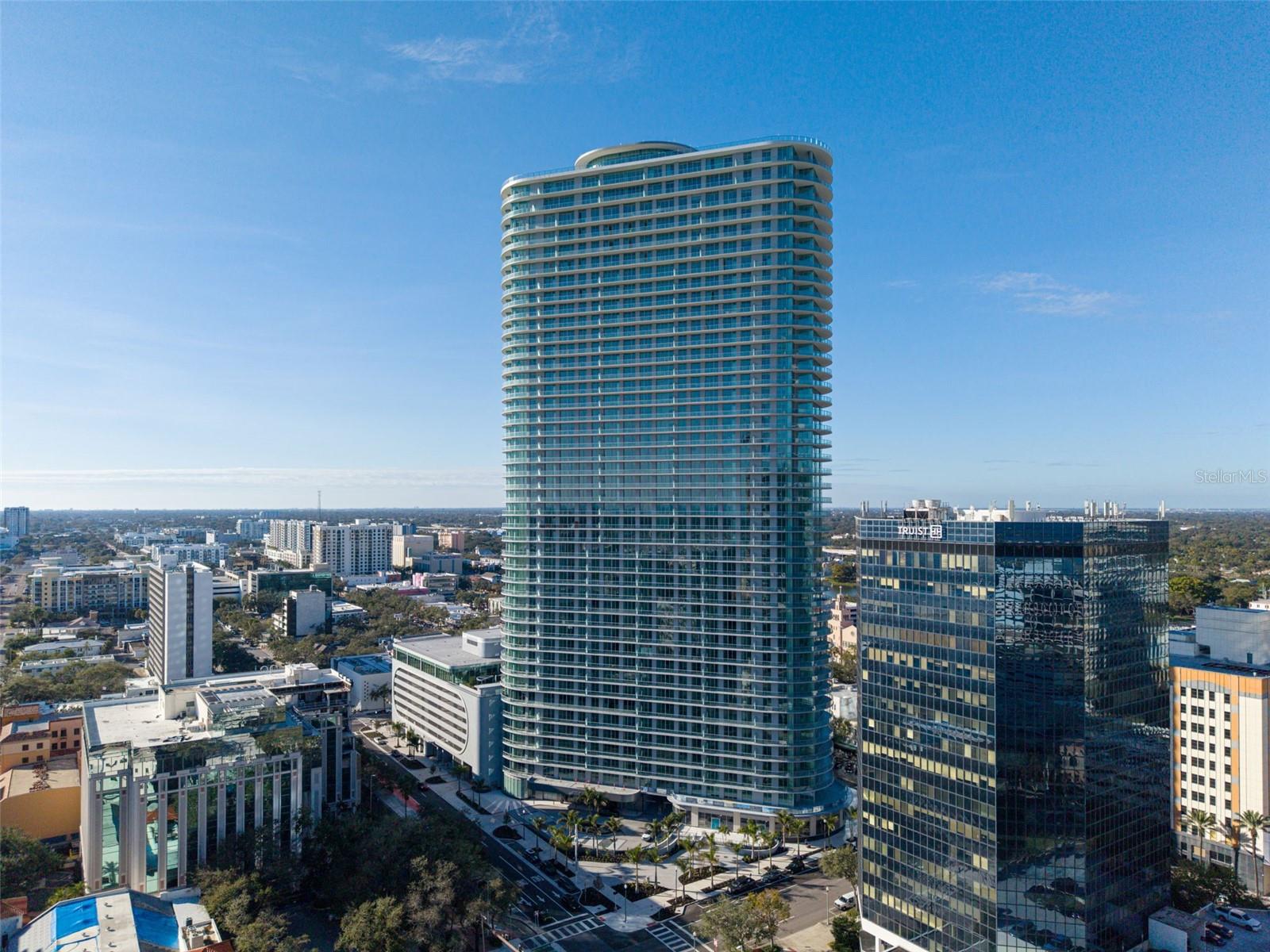 400 Central Ave #2205