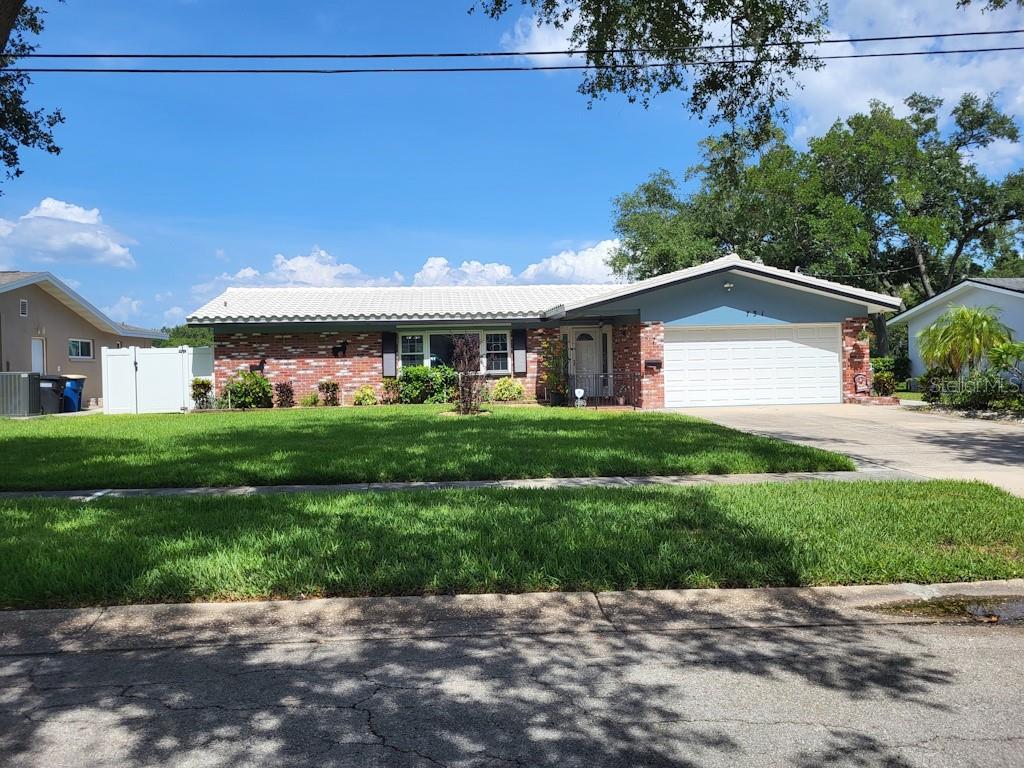 731 Oberlin Dr