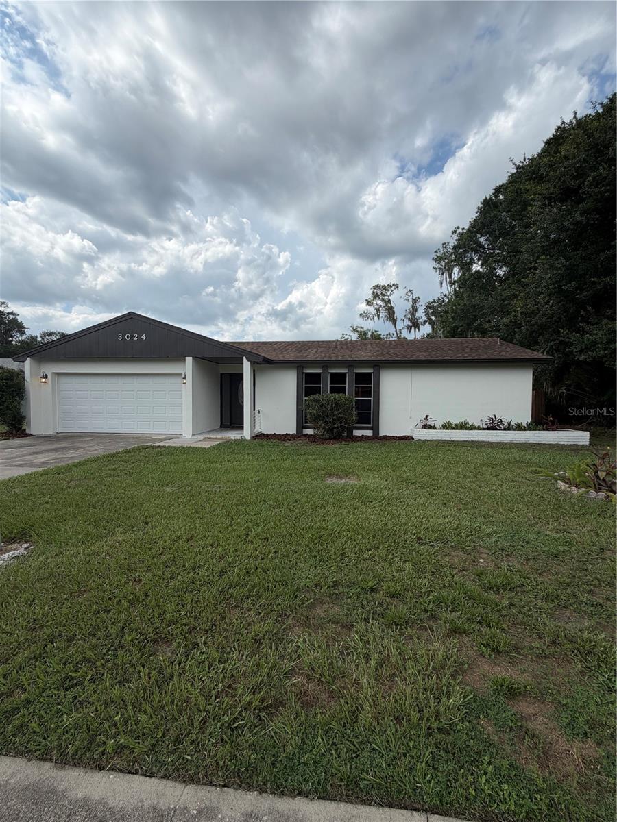 3024 Blown Feather Ln
