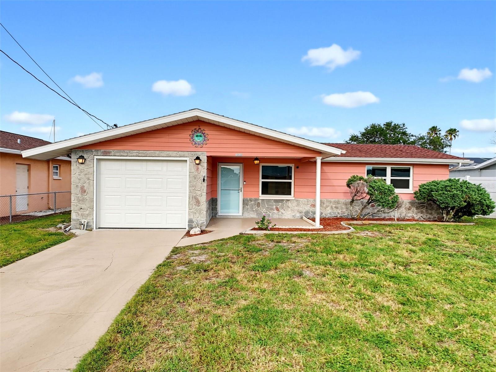 13530 Maria Dr